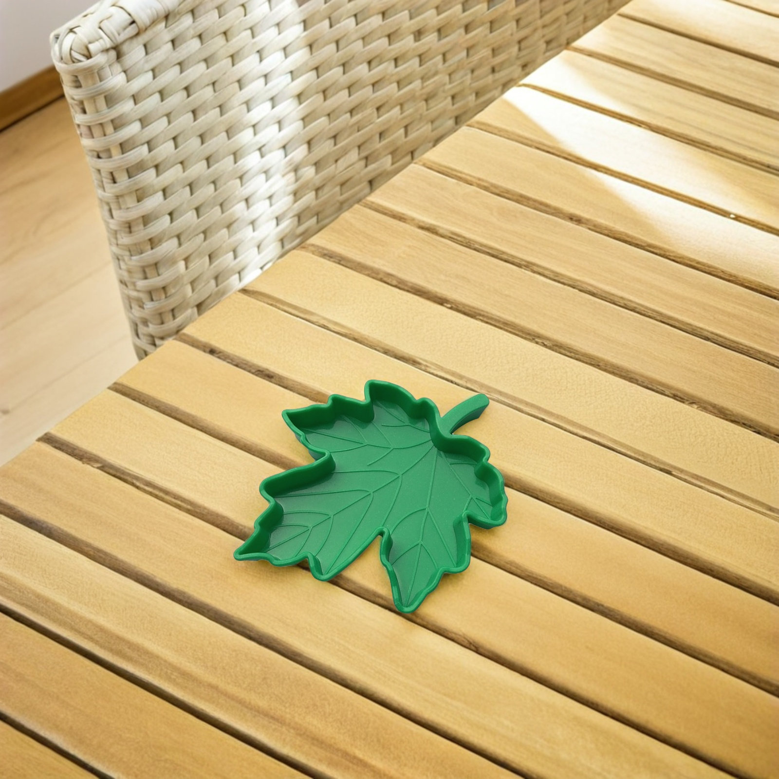 8Pcs Realistic Maple Leaf Rept - Water Dish Reptile review and price